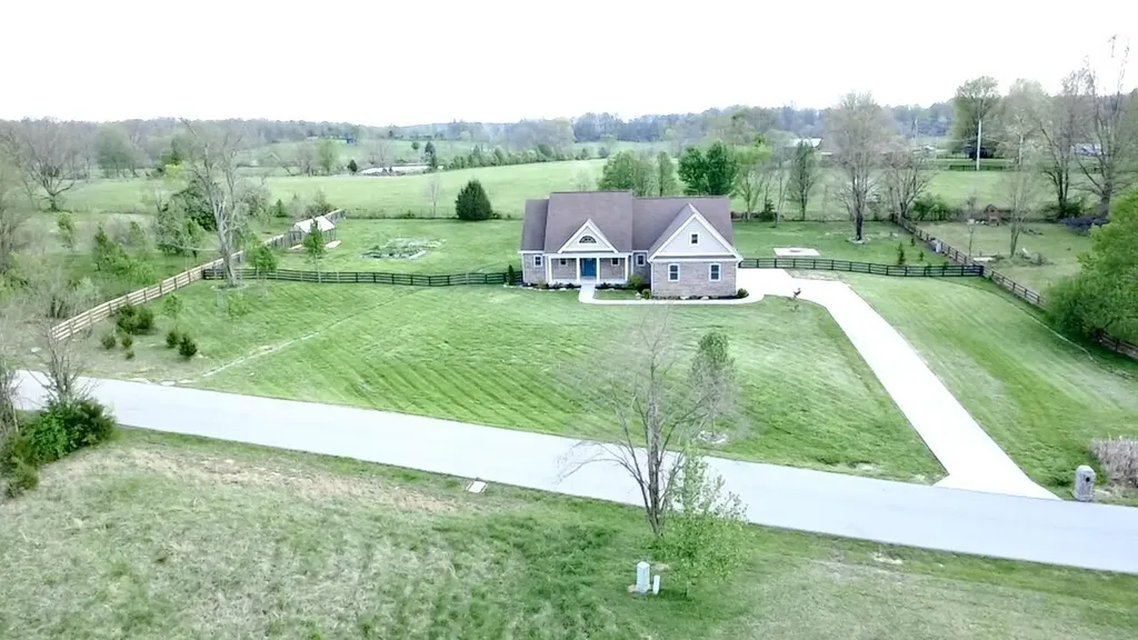 104 Wellington Lane Frankfort KY 40601