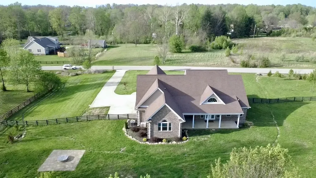 104 Wellington Lane Frankfort KY 40601
