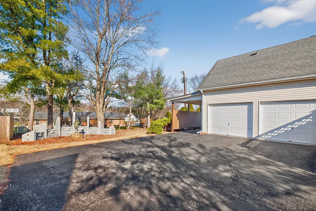 136 Wetherburn Court Danville KY 40422