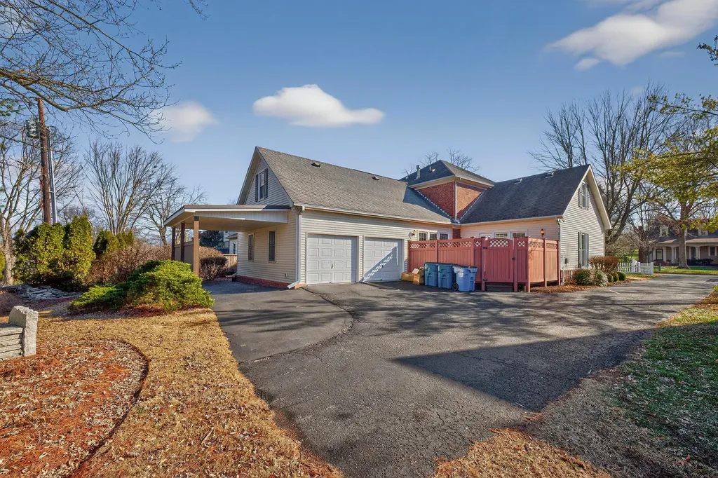 136 Wetherburn Court Danville KY 40422