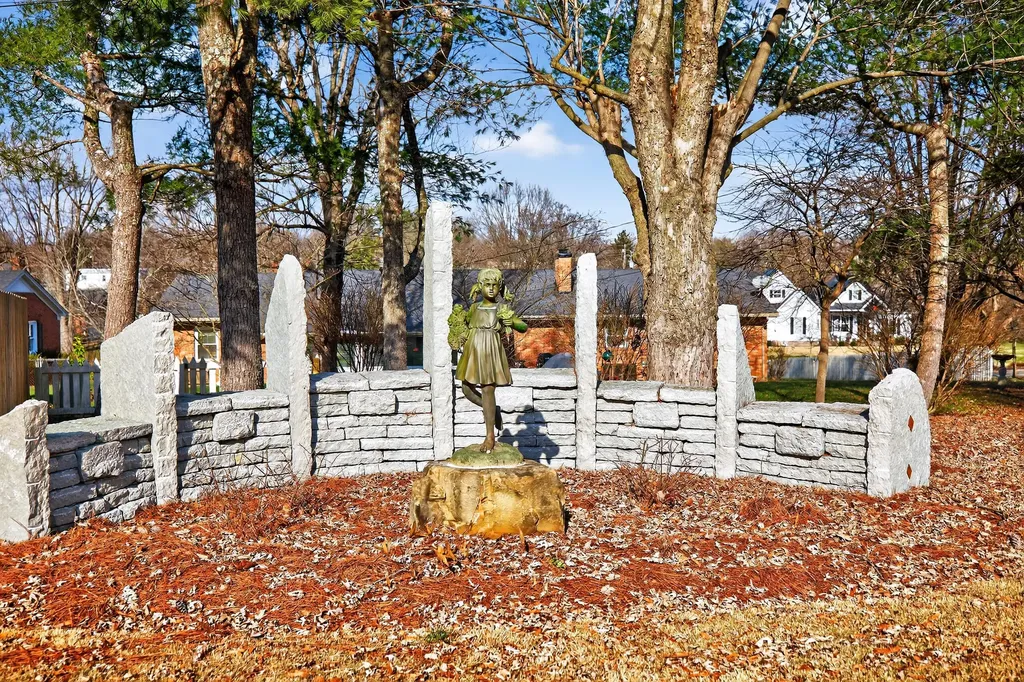 136 Wetherburn Court Danville KY 40422