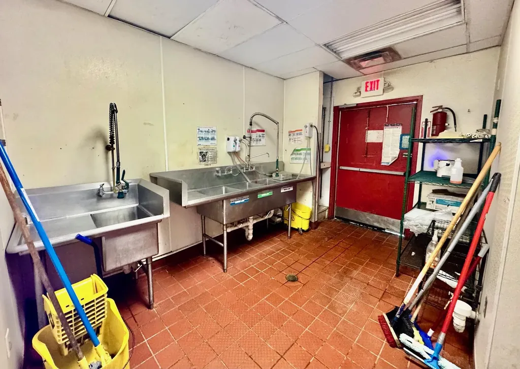 1001 Elizabeth Street Nicholasville KY 40356