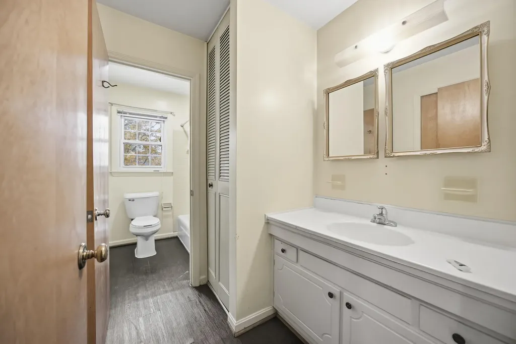 2869 Ark Royal Way Lexington KY 40503