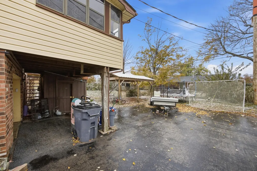2869 Ark Royal Way Lexington KY 40503