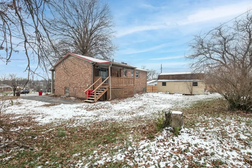 35 Cherokee Court Winchester KY 40391