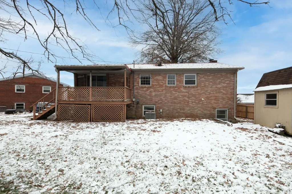 35 Cherokee Court Winchester KY 40391