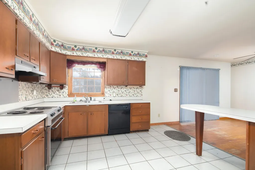 35 Cherokee Court Winchester KY 40391