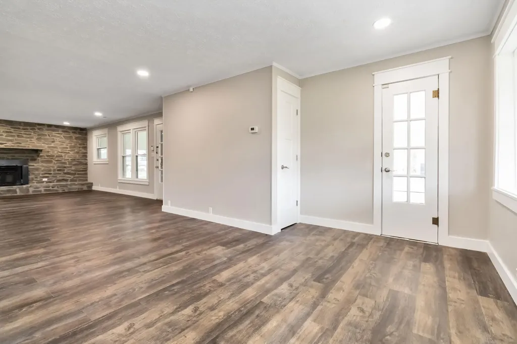 1036 North Highway 127 Russell Springs KY 42642