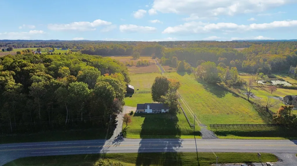 1036 North Highway 127 Russell Springs KY 42642