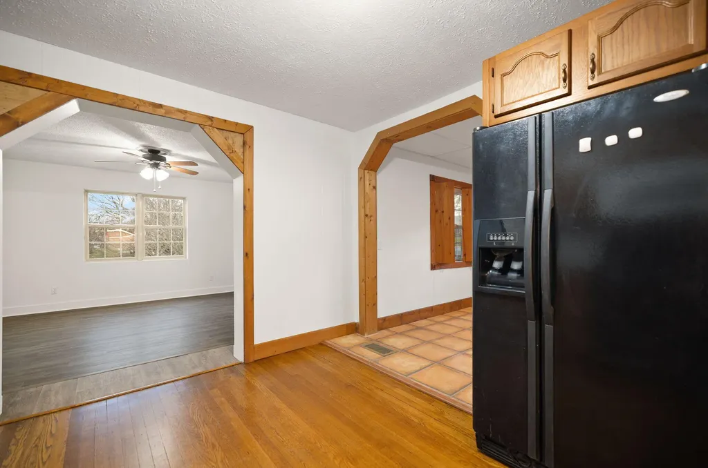 2435 N Laurel Road London KY 40741