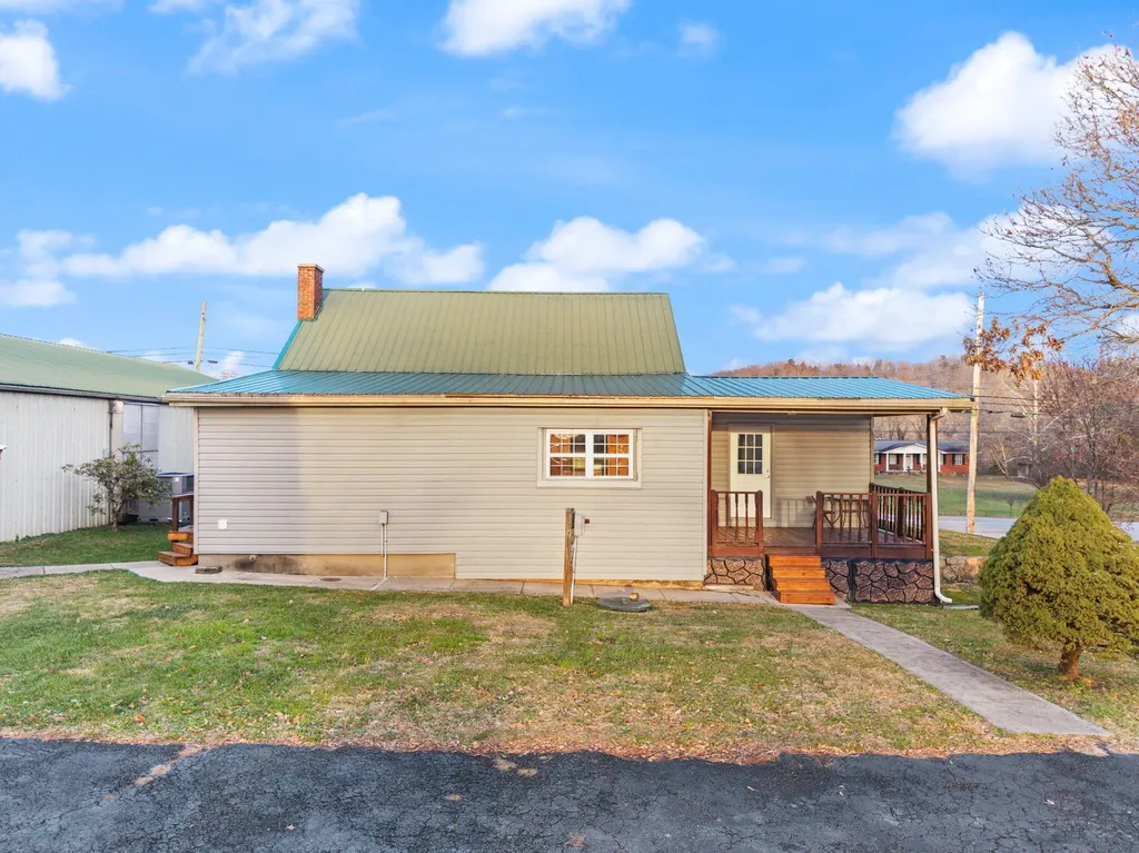 2435 N Laurel Road London KY 40741