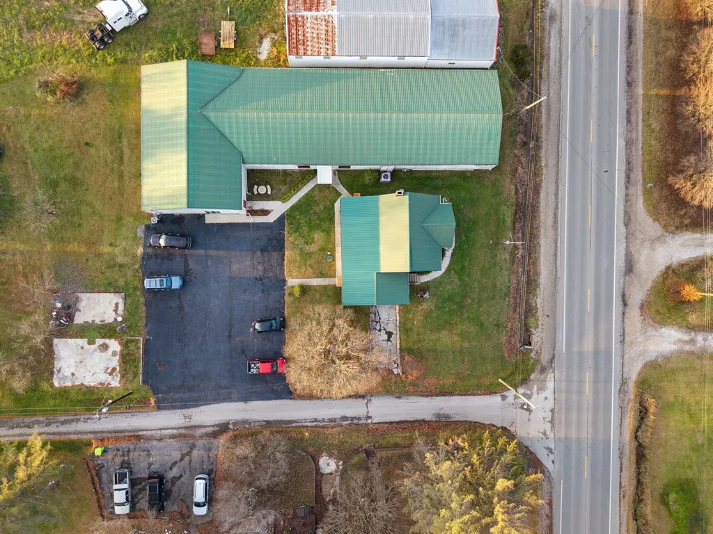 2435 N Laurel Road London KY 40741