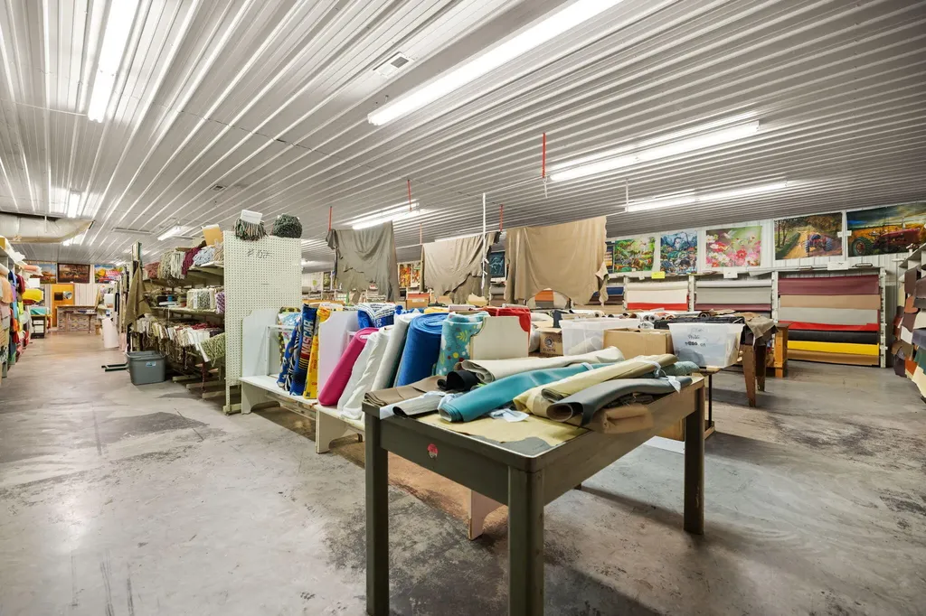 2435 N Laurel Road London KY 40741