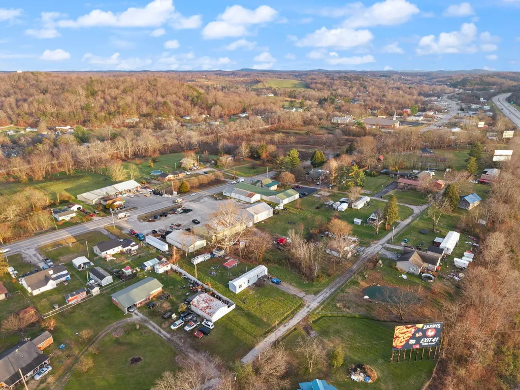 2435 N Laurel Road London KY 40741