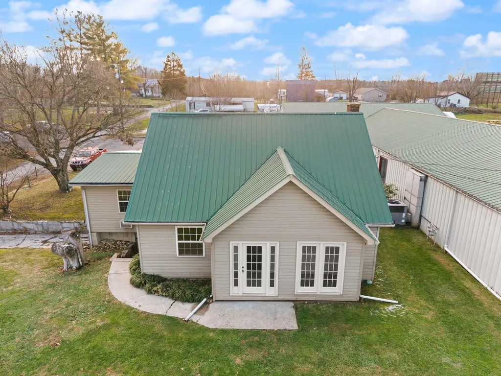 2435 N Laurel Road London KY 40741