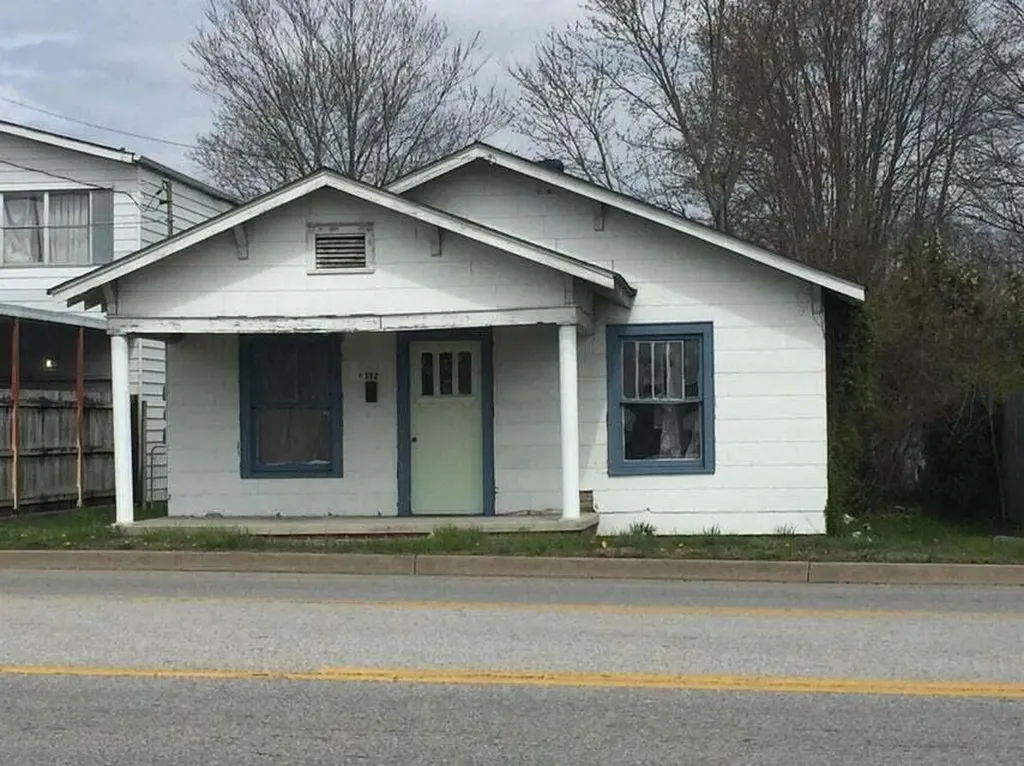 122 18th Street Corbin KY 40701
