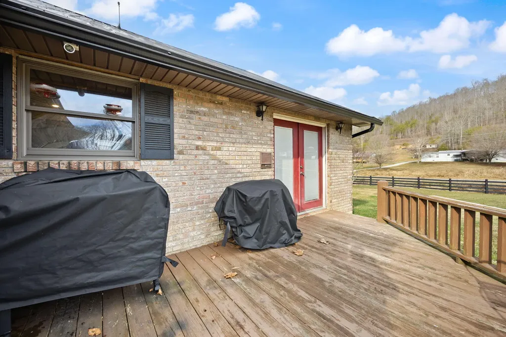 23 California Hollow Coldiron KY 40819