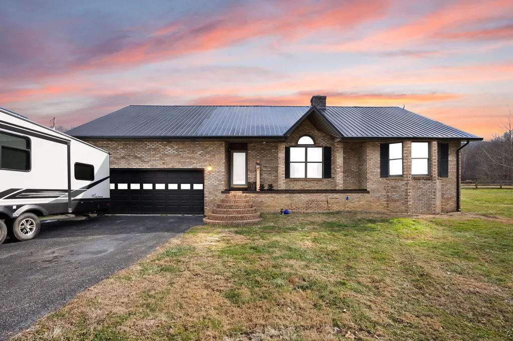 23 California Hollow Coldiron KY 40819