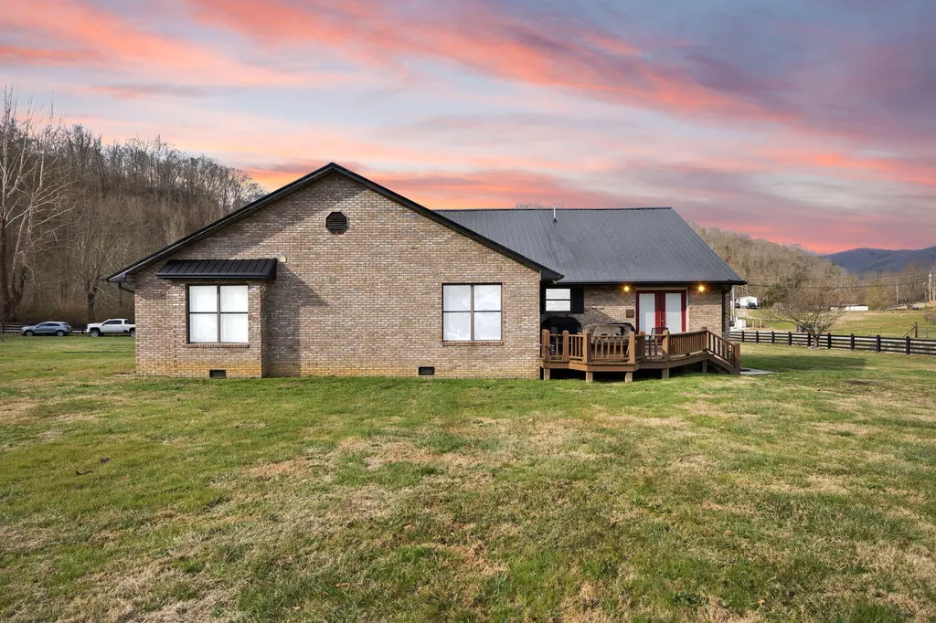 23 California Hollow Coldiron KY 40819