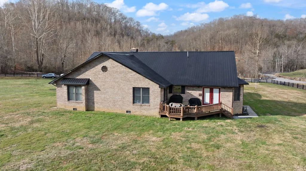 23 California Hollow Coldiron KY 40819