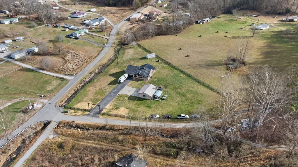 23 California Hollow Coldiron KY 40819
