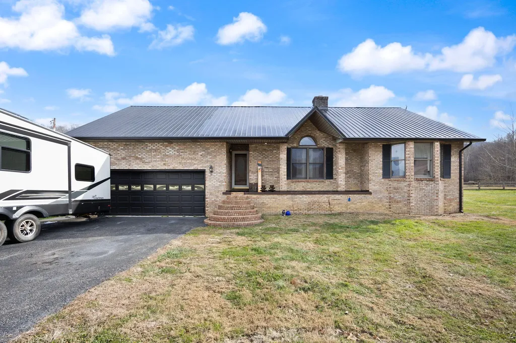 23 California Hollow Coldiron KY 40819