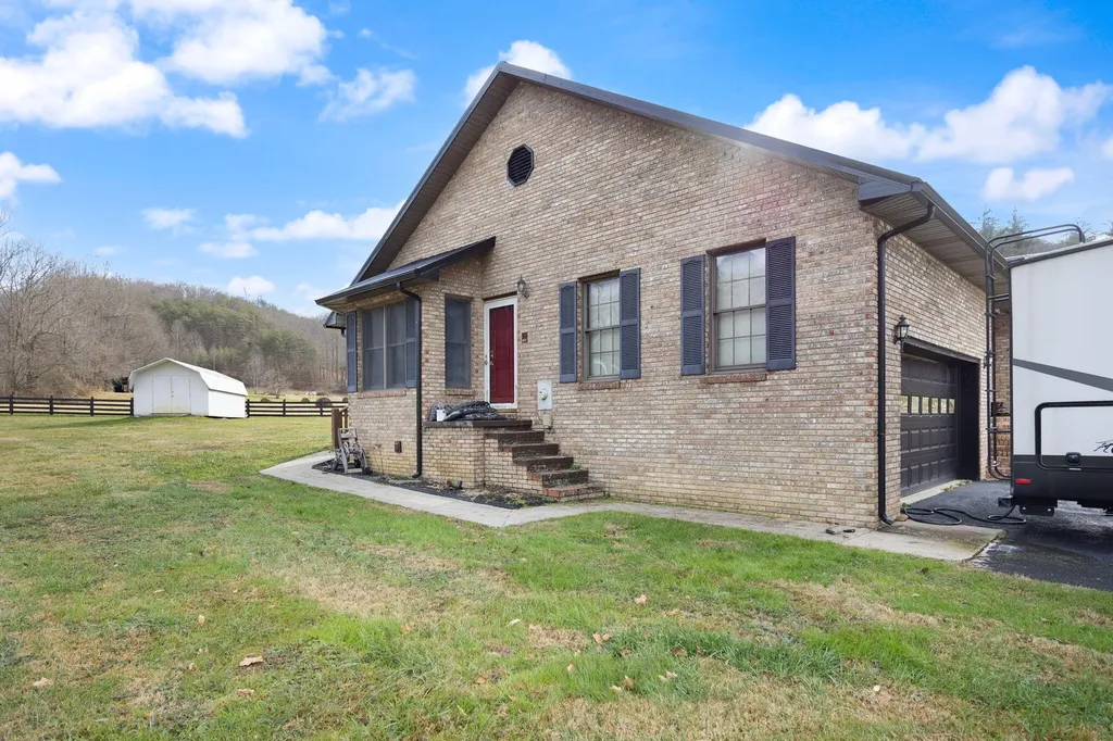 23 California Hollow Coldiron KY 40819
