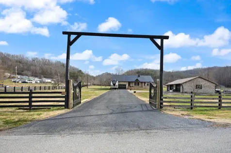 23 California Hollow Coldiron KY 40819
