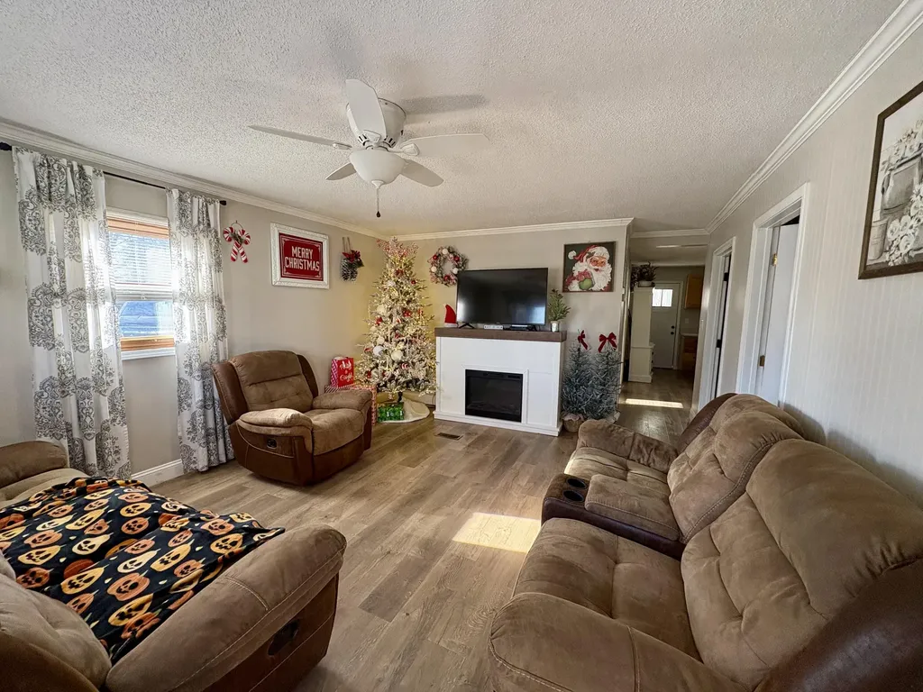 207 Foley Road Corbin KY 40701