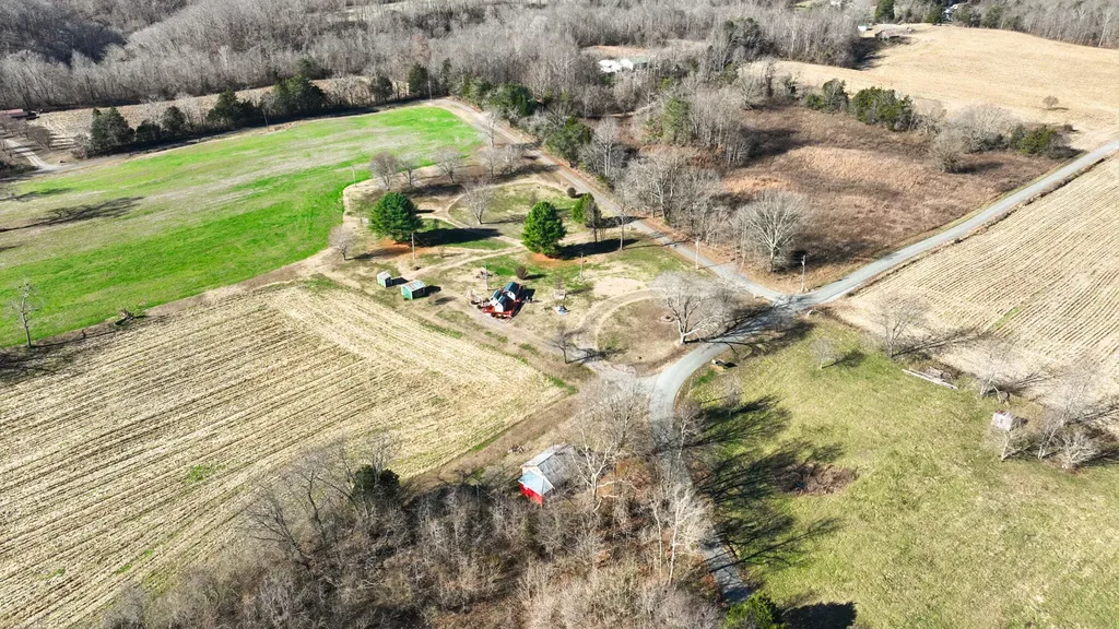 1 Jesse Bernard Road Jamestown KY 42629