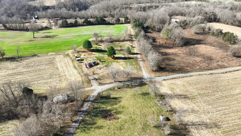 1 Jesse Bernard Road Jamestown KY 42629