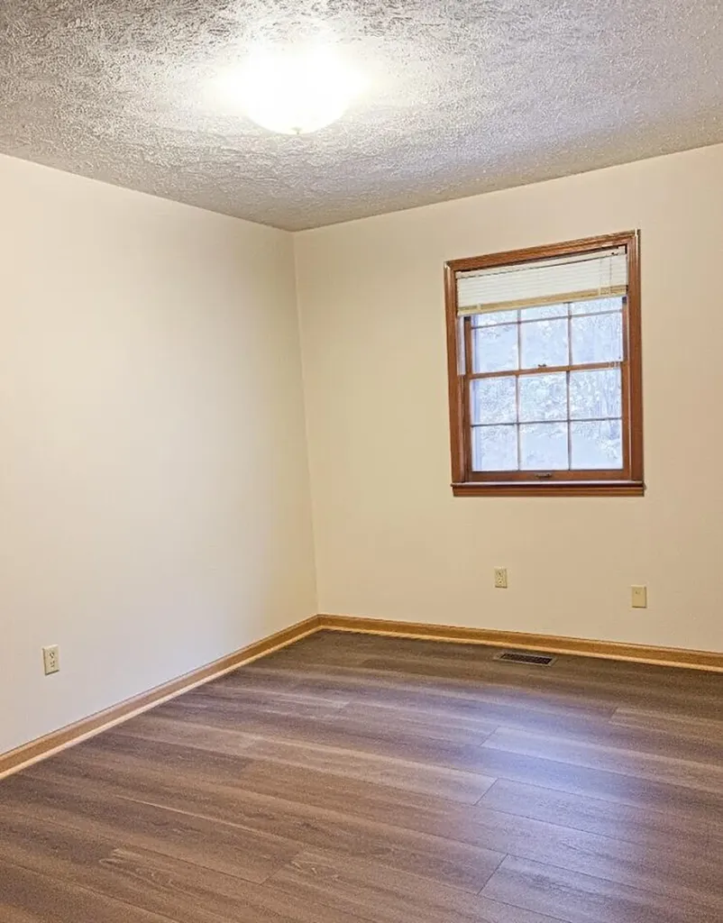 289 Hershel Gabbard Road Mckee KY 40447