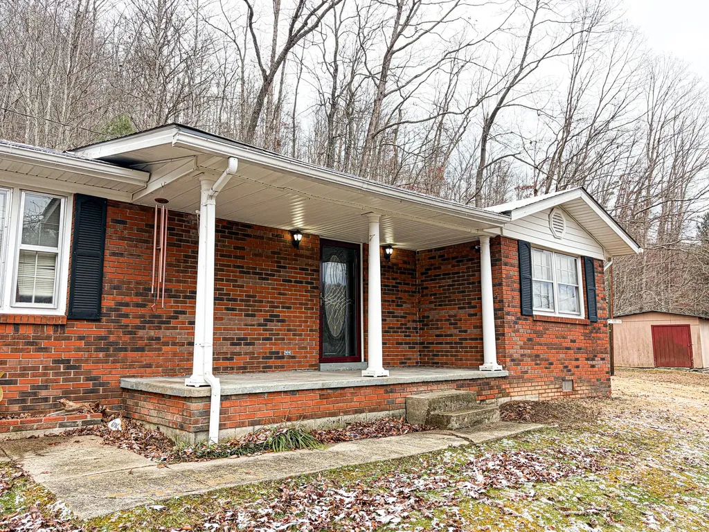 289 Hershel Gabbard Road Mckee KY 40447