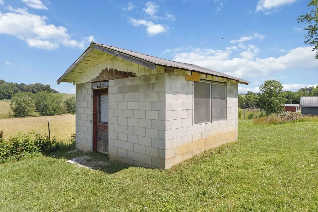 7681 Ky-39 Somerset KY 42503