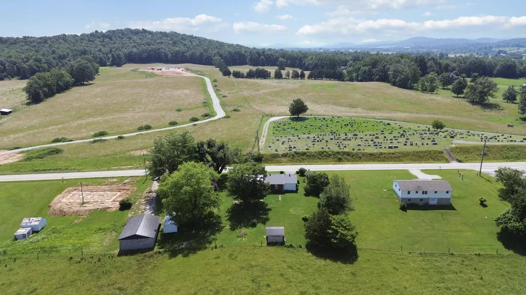 7681 Ky-39 Somerset KY 42503