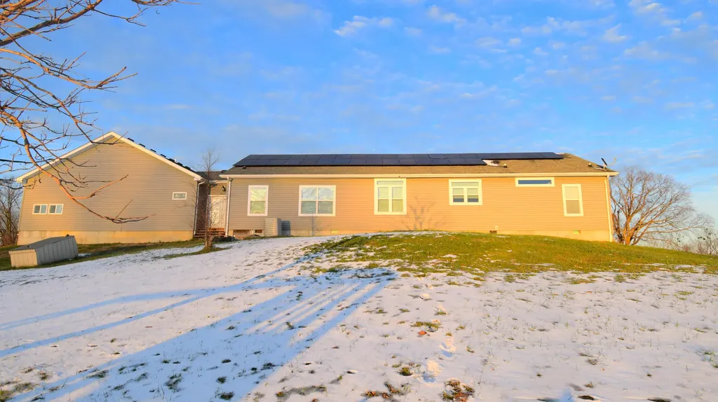2071 Bonds Mill Road Lawrenceburg KY 40342