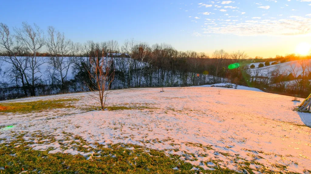 2071 Bonds Mill Road Lawrenceburg KY 40342
