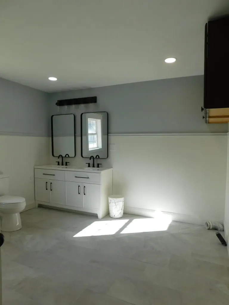 2885 Ky-215 Evarts KY 40828