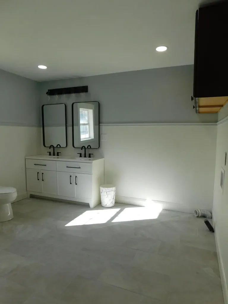 2885 Ky-215 Evarts KY 40828