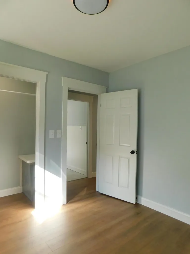 2885 Ky-215 Evarts KY 40828