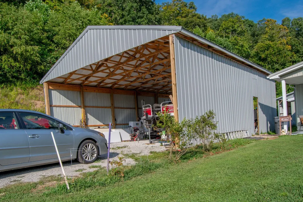 2850 Lower Licking Road Morehead KY 40351