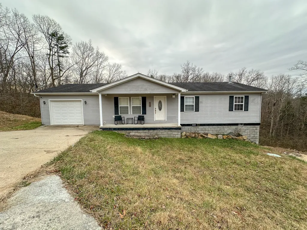 15 April Lane Corbin KY 40701
