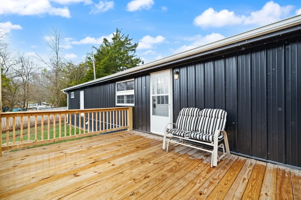 249 N Riverwood Road Bronston KY 42518