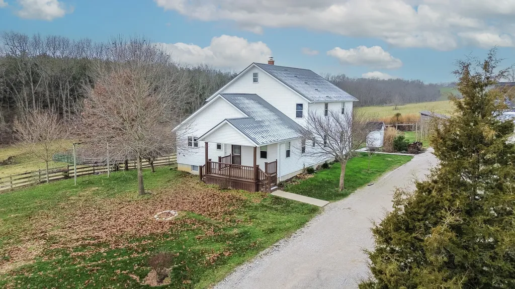1233 Logan Run Road Flemingsburg KY 41041