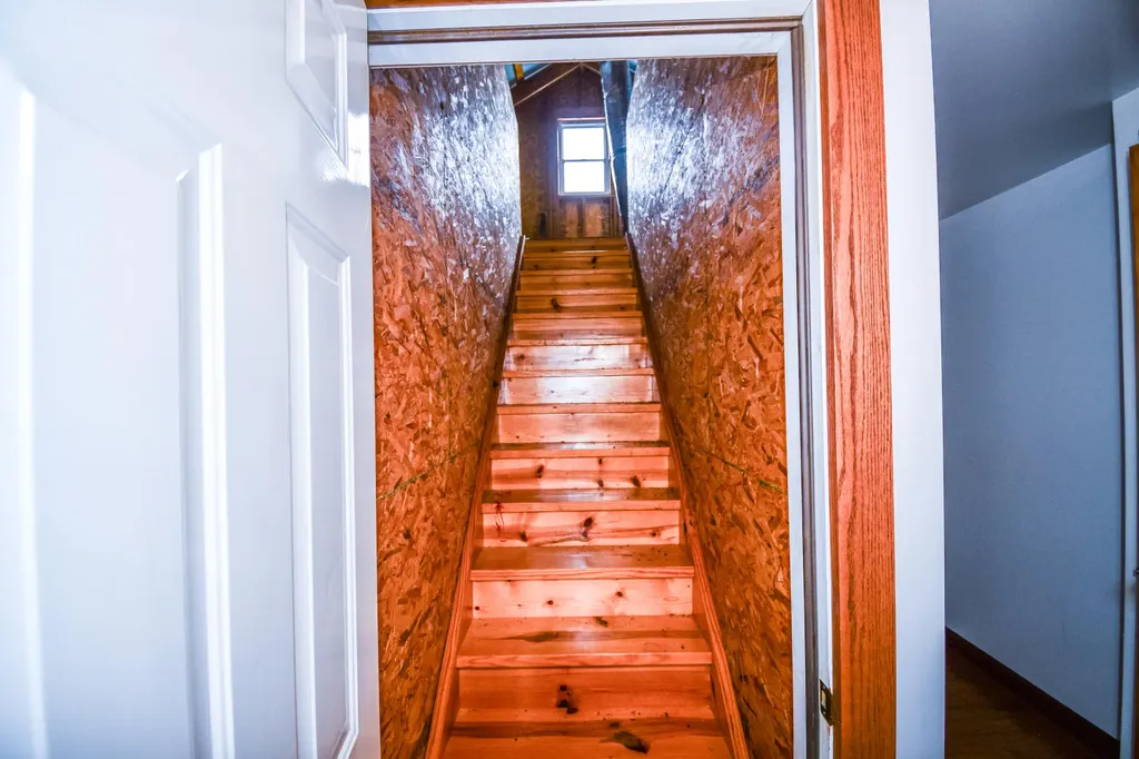 1233 Logan Run Road Flemingsburg KY 41041