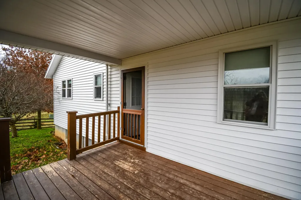 1233 Logan Run Road Flemingsburg KY 41041