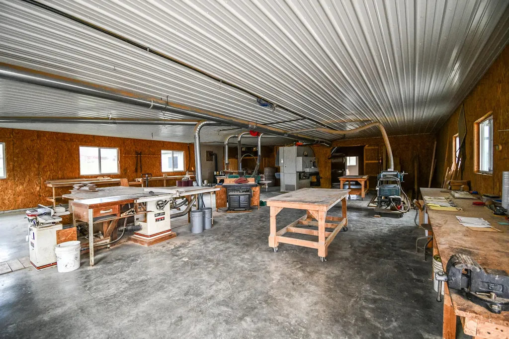 1233 Logan Run Road Flemingsburg KY 41041