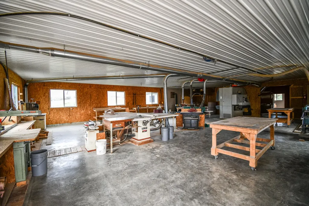 1233 Logan Run Road Flemingsburg KY 41041