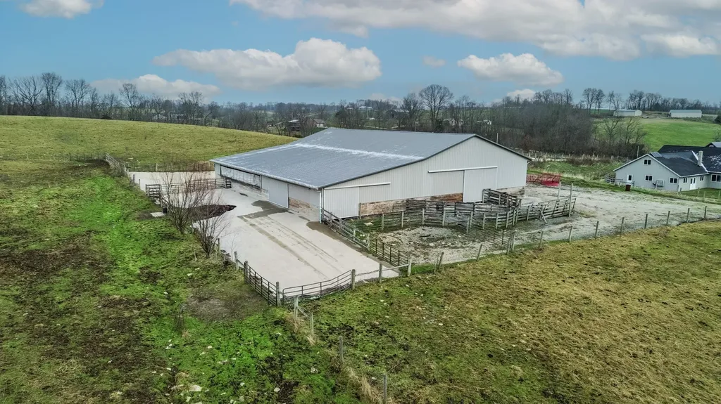 1233 Logan Run Road Flemingsburg KY 41041