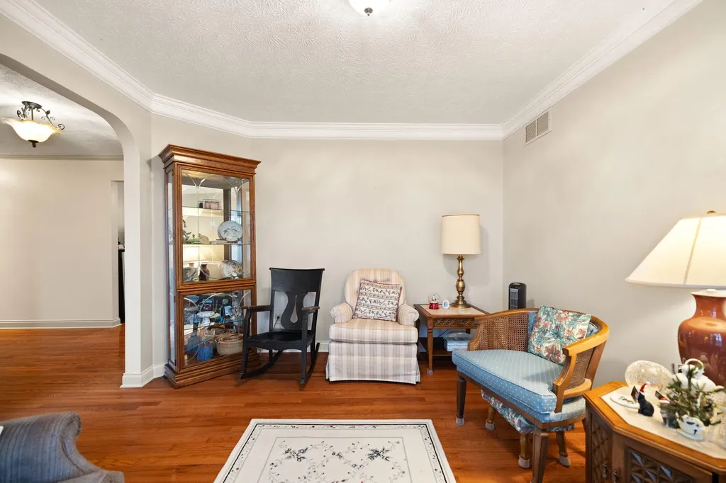 871 Woods Edge Drive Somerset KY 42503